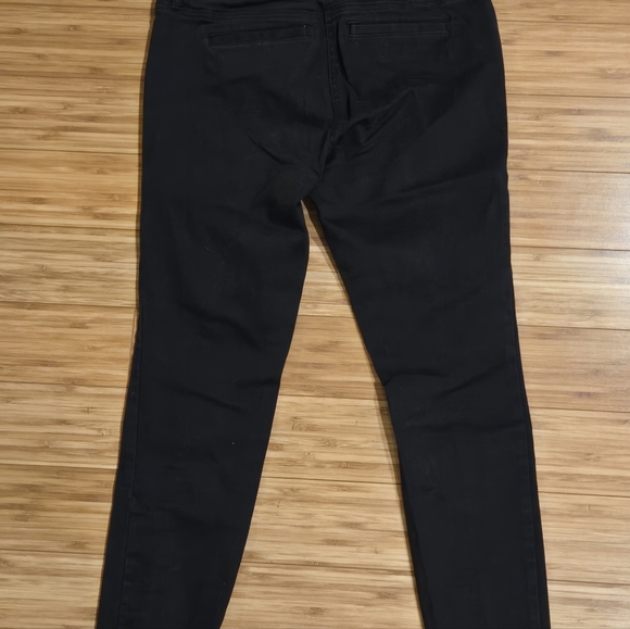 Loft Black Skinny Jeans with Zipper Pockets - Picture 5 of 6